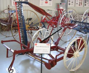 202-Gespann-Motorgrasmäher-FM