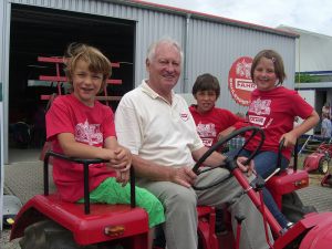 25-Jahre-FAHR-Schlepperfreunde-Fotos-von-H.-Kienzler-055_300x100000